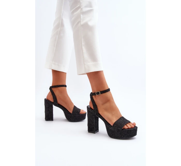 Džínové sandály na podpatku černé model 21649730 - Boto Džínové sandály na podpatku černé model 21649730 - Boto