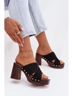 Dámské sandály na podpatku se zlatými přezkami Černé model 21951481 - Boto