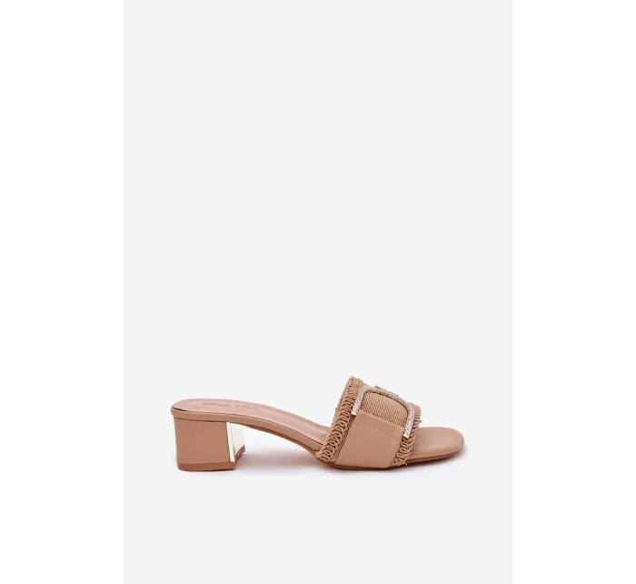 Dámské Sandály Na Podpatku S Ozdobným Detalem Tmavě Béžové model 21699808 - Boto Dámské Sandály Na Podpatku S Ozdobným Detalem Tmavě Béžové model 21699808 - Boto