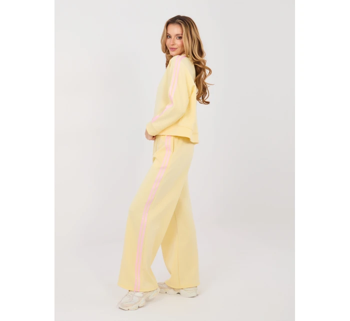 Sada IT KMPL 21772.12 světle žlutá