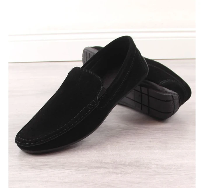 Pánské semišové prolamované mokasíny černé model 21904542 Pánské semišové prolamované mokasíny černé model 21904542