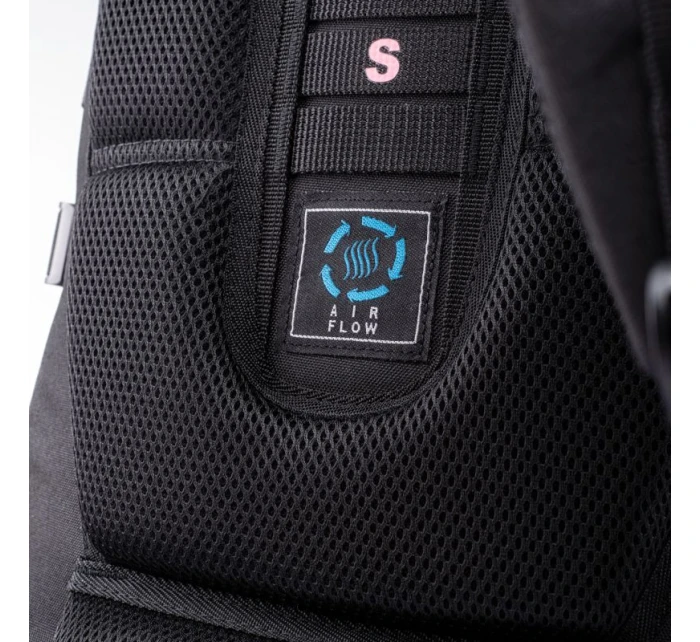 Batoh model 19912262 - Magnum