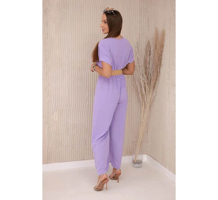 Kombinéza s ozdobným páskem v pase světle fialová