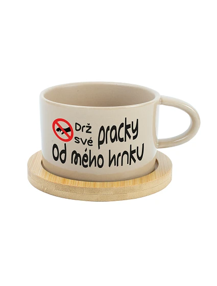 DRŽ SVÉ PRACKY OD MÉHO HRNKU - krémový hrníček makronka 200 ml