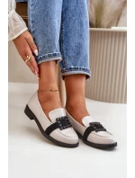 Lakované Dámské Mokasíny S Dekorací Světle Šedé Vinceza 58389