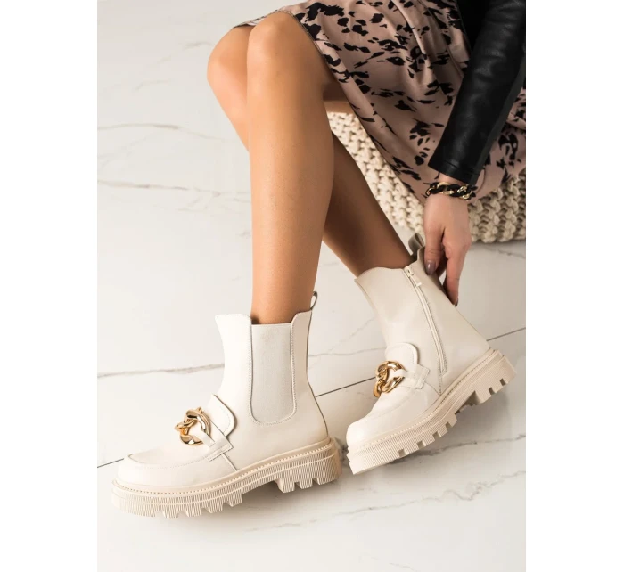 Klasické kotníčkové boty hnědé dámské na plochém podpatku Klasické kotníčkové boty hnědé dámské na plochém podpatku