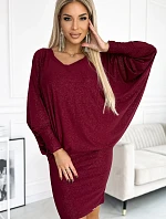 402-4 Netopýří šaty s výstřihem - vínové s brokátem