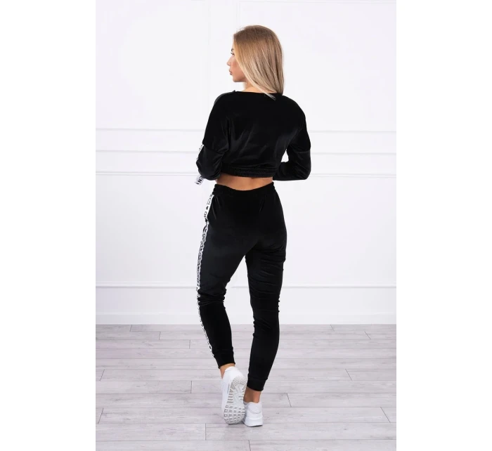 Velurová souprava s nápisem Queen black Velurová souprava s nápisem Queen black