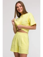 B295 Šortky s kapsami s nášivkami - citronové