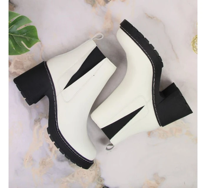 Zateplené boty Artiker W HBH42 s podpatkem na jehlovém podpatku