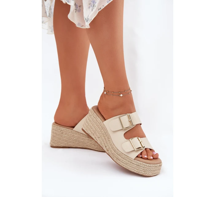 Dámské Klapky Na Klínu S Pletením A Přezkami Béžové Pasinea Dámské Klapky Na Klínu S Pletením A Přezkami Béžové Pasinea