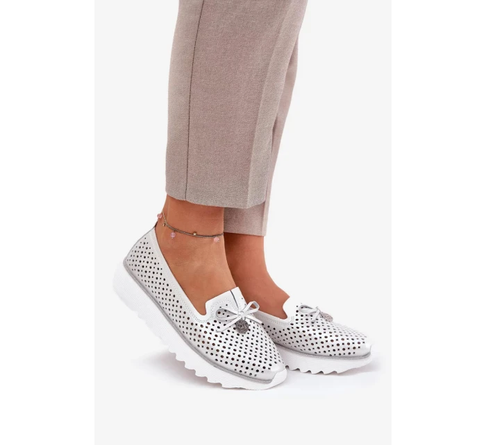 Dámské ažurové polobotky z přírodní kůže – stříbrné