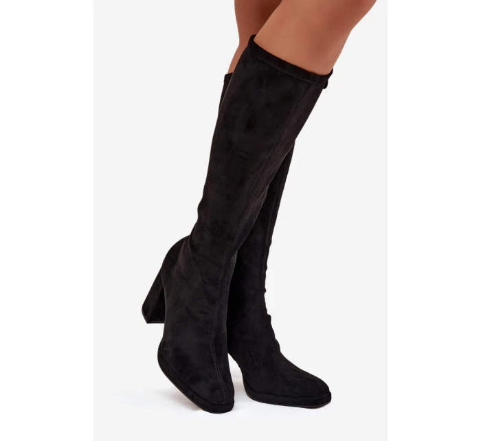 Dámské kozačky s na sloupkovém podpatku černé model 21709495 - Boto Dámské kozačky s na sloupkovém podpatku černé model 21709495 - Boto