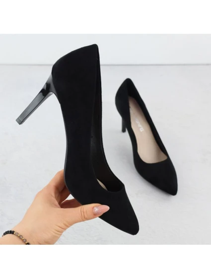 Černé semišové lodičky na jehlovém podpatku Sergio model 22013071 - LEONE