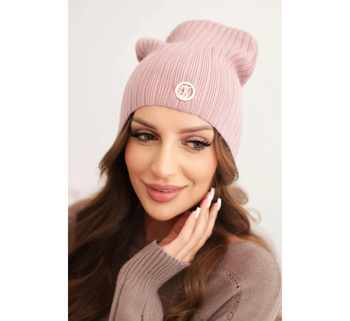 Dámská čepice s proužky a ozdobným knoflíkem s přídavkem vlny a modalu tmavě růžová Dámská čepice s proužky a ozdobným knoflíkem s přídavkem vlny a modalu tmavě růžová