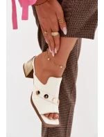 Kožené lodičky na podpatku s ozdobným páskem D&A CR61-3063 Bílé