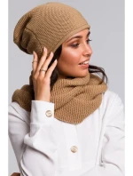 BK044 Čepice s kapucí - karamelová