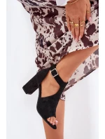 Sandály S Děrovaným Vzorem Na Podpatku Eko Semišové Černé Helori Sandály S Děrovaným Vzorem Na Podpatku Eko Semišové Černé Helori