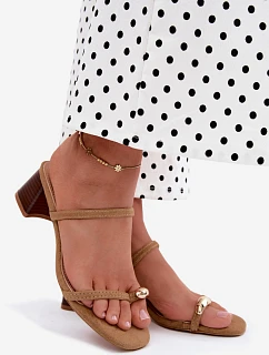 Klapky na podpatku model 228795 Step in style