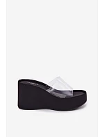 Dámské sandály na platformě s páskem Černé model 22107268 - Boto Dámské sandály na platformě s páskem Černé model 22107268 - Boto