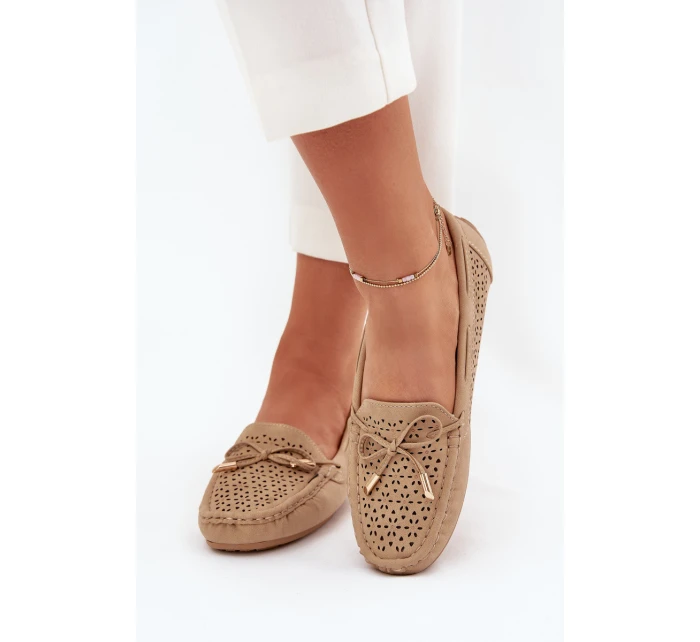 Dámské perforované mokasíny s ozdobou Kaydance – camel Dámské perforované mokasíny s ozdobou Kaydance – camel
