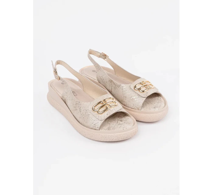 Dámské sandály na klínku  model 21137817 - GOODIN