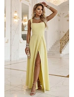 dlouhé šaty s rozparkem a výstřihem typu  žluté s třpytkami model 22092786 - numoco