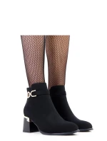 Boty na podpatku model 218813 Solea Boty na podpatku model 218813 Solea