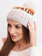 Dámská zimní čepice s vlnou a nápisem s velkým pomponem K422 béžová