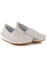 Dámská kožená nazouvací obuv béžová model 22015029 - S.Barski Dámská kožená nazouvací obuv béžová model 22015029 - S.Barski