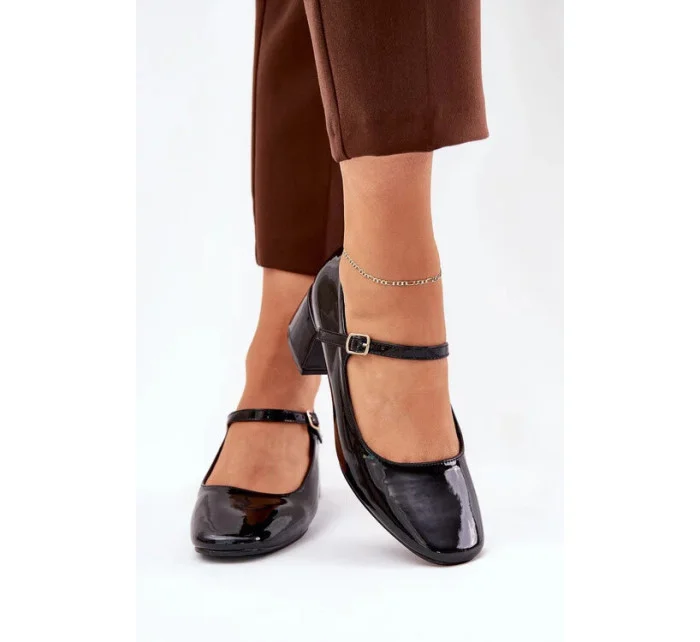 Dámské lodičky na sloupek podpatku 77-554 Černá - C.M Paris