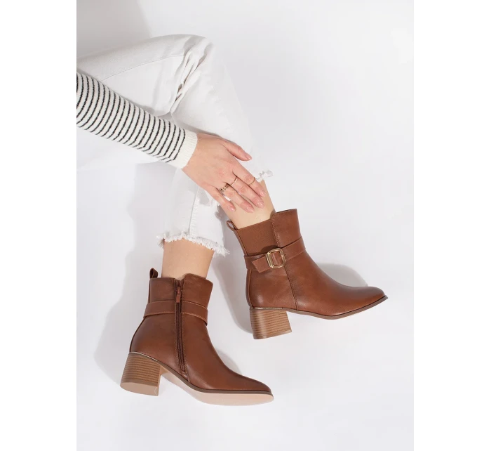 Originální kotníčkové boty hnědé dámské na širokém podpatku Originální kotníčkové boty hnědé dámské na širokém podpatku