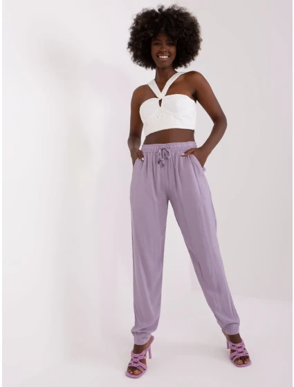 Spodnie model 21175305 jasny fioletowy - FPrice Spodnie model 21175305 jasny fioletowy - FPrice