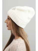 Dámská zimní čepice vlněná s krystaly a vzorem K455 ecru Dámská zimní čepice vlněná s krystaly a vzorem K455 ecru
