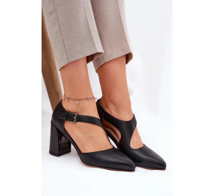 Kožené Lodičky Na Podpatku S Přezkou model 21691328 Černé - VINCEZA
