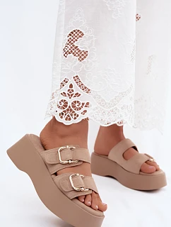 Klapky na platformě model 228977 Step in style