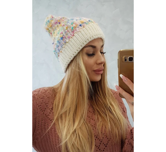 Bublinková čepice K219 ecru