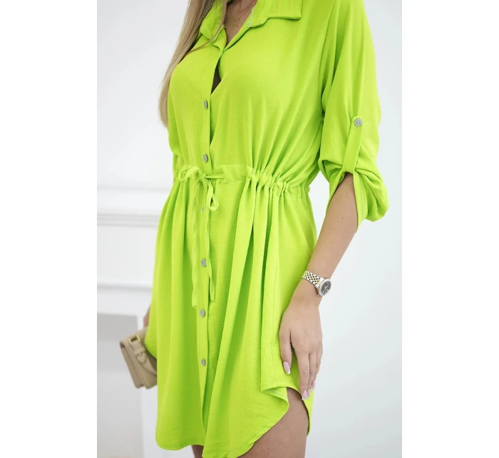 Šaty se zapínáním na knoflíky a zavazováním v pase zelený model 20527867 - K-Fashion Šaty se zapínáním na knoflíky a zavazováním v pase zelený model 20527867 - K-Fashion
