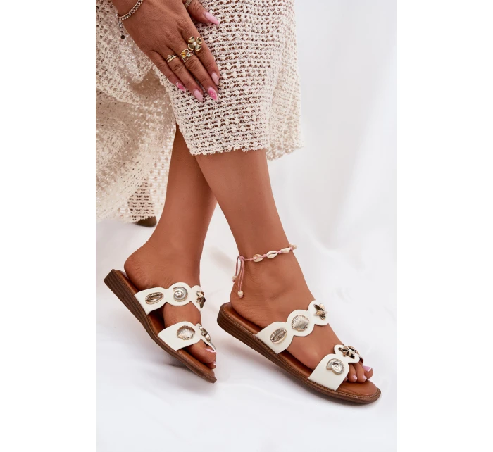 Dámské Pantofle Se Zlatými Bílé model 21699117 - Boto Dámské Pantofle Se Zlatými Bílé model 21699117 - Boto