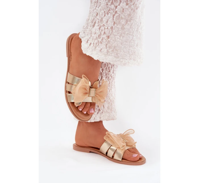 Dámské pantofle na nízkém podpatku s tylovou mašlí – zlaté