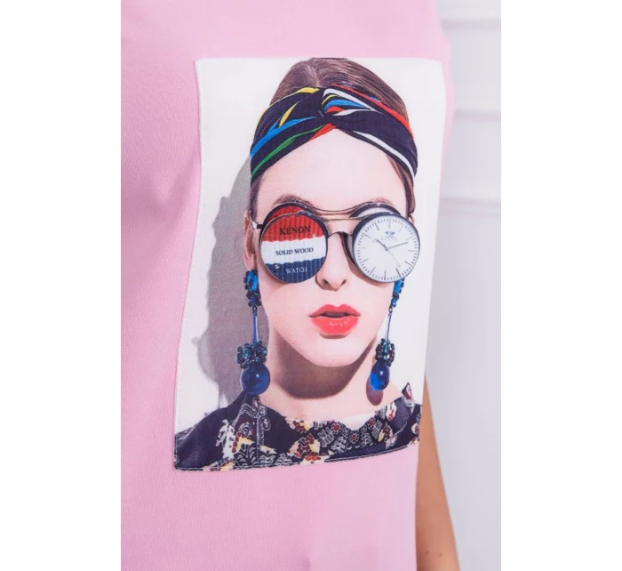 Dámská grafická halenka pudrově růžová Dámská grafická halenka pudrově růžová