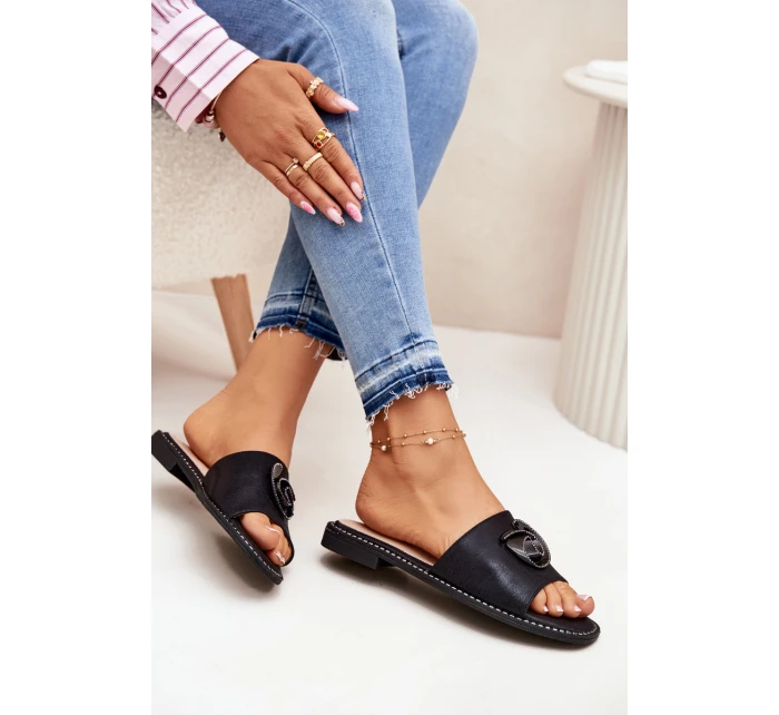 Dámské Pantofle Na Plochém Podpatku S Ozdobným Detalem model 21698262 Černé - S.Barski