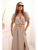 Dlouhá šaty s ozdobným páskem fango