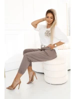 Pohodlná halenka s květinovou aplikací na  ECRU model 21729080 - numoco basic