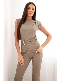 Dámský komplet s řasenou halenkou a širokými kalhotami fango