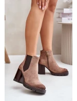 Zateplené Dámské Kotníkové Boty Na Podpatku Z Eko Semiše Vinceza Béžové Zateplené Dámské Kotníkové Boty Na Podpatku Z Eko Semiše Vinceza Béžové