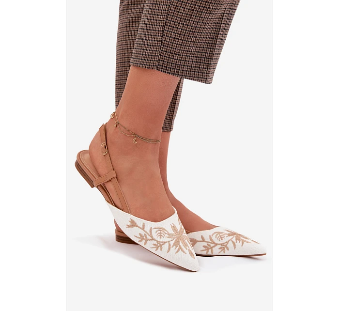 Dámské sandály s výšivkou na ploché Camel Grelia Dámské sandály s výšivkou na ploché Camel Grelia