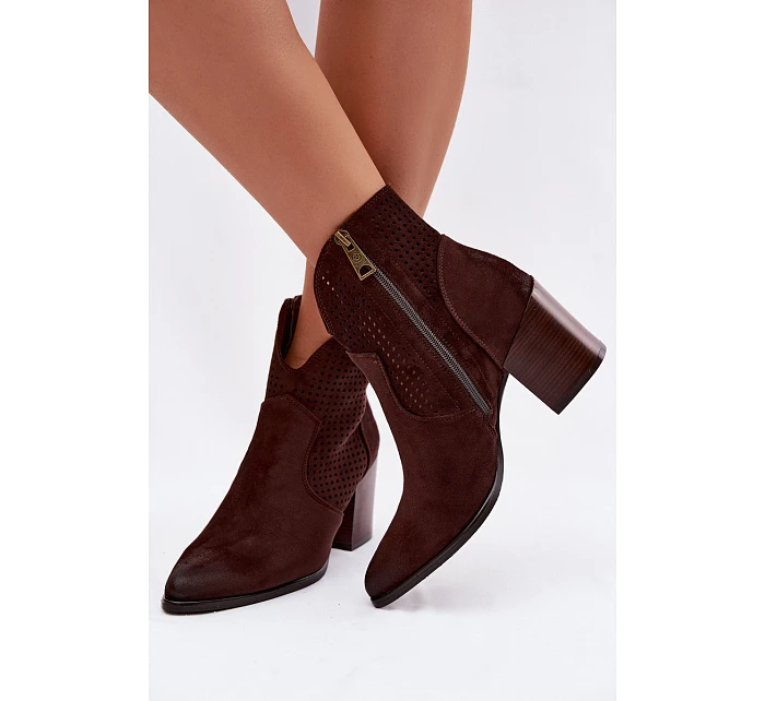 Dámské perforované kotníkové boty model 22100115 Čokoládové - VINCEZA