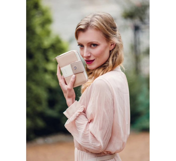 Dámská peněženka Vuch Talli Tammy Striped Creme Dámská peněženka Vuch Talli Tammy Striped Creme