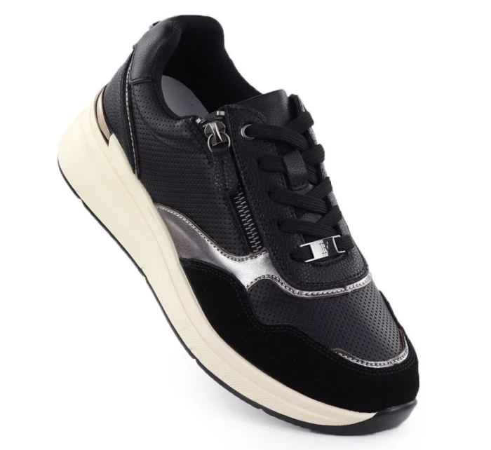 Dámské kožené polobotky  v černé barvě model 21905442 - FILIPPO